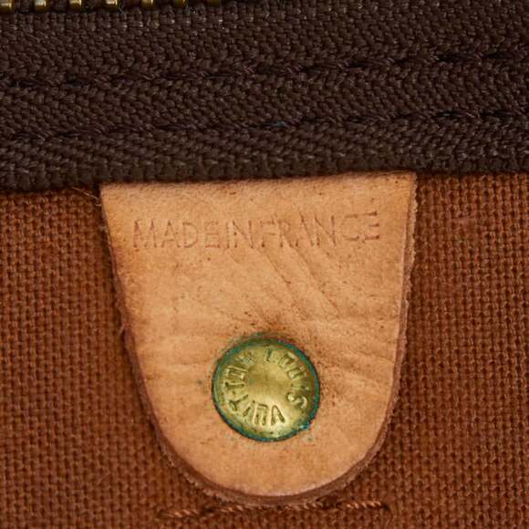 LOUIS VUITTON Brown Monogram Leather Shoulder Bag - Picture 14 of 14